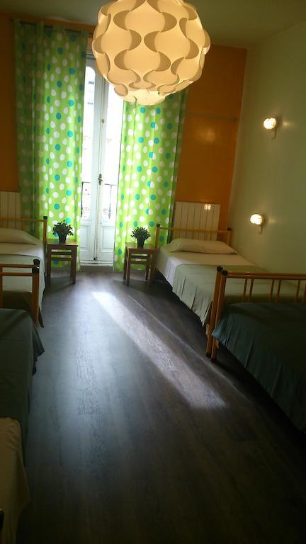 Los Amigos Hostel Madri Quarto foto